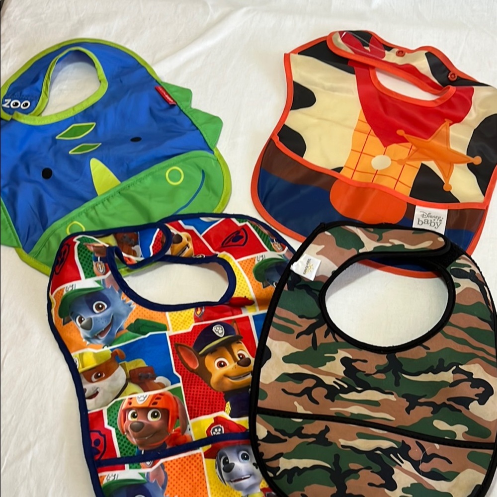 Set of 4 fun bibs